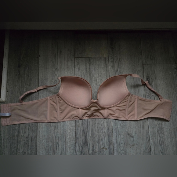 Torrid Curve 42 C - Picture 2 of 3